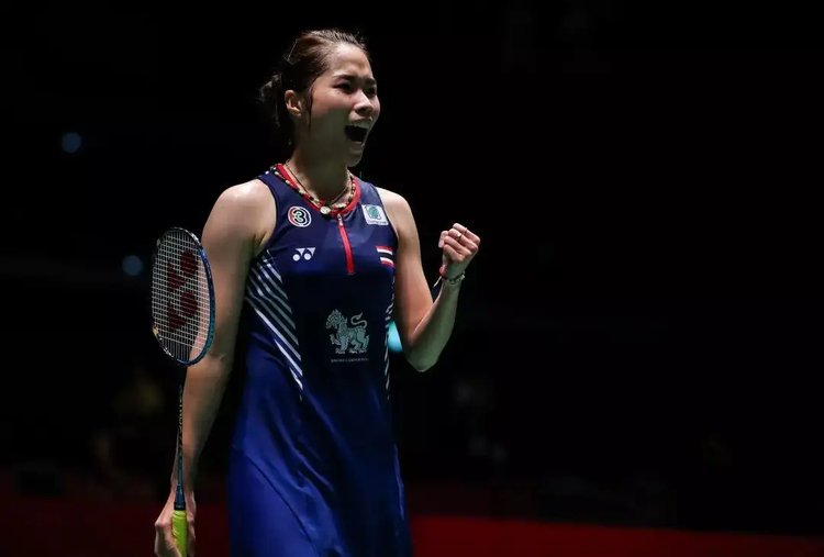 篮球篮网主力球员赛后受媒体采访