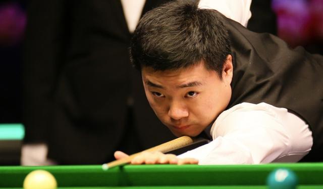 佩雷茨：诺伊尔是有史以来最优秀的门将；我本想成为汉堡首发